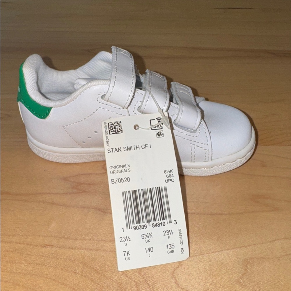 Adidas Sam Smith Toddler Sneakers Green and White Velcro 7 NWT White Sneakers - Picture 7 of 8